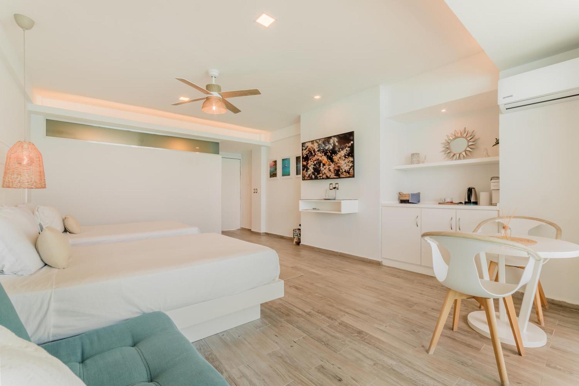 The Ocean Vibes Suites By Casa Paraiso Канкун Экстерьер фото