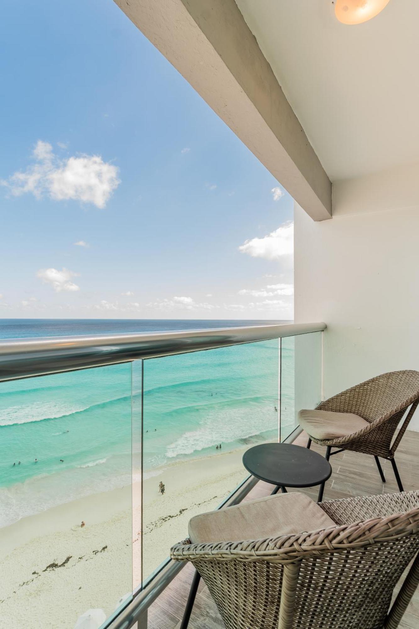 The Ocean Vibes Suites By Casa Paraiso Канкун Экстерьер фото